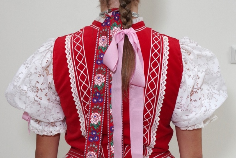 Ženský kroj / Ženský kroj - Kobeliarovo - foto