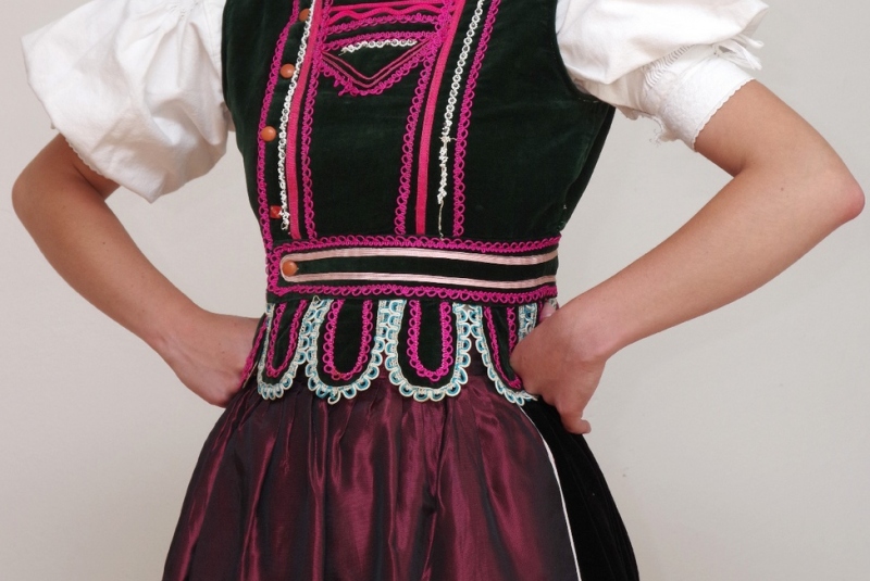 Ženský kroj / Ženský kroj - Vyšná Slaná - foto