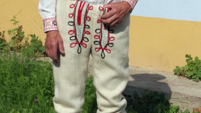 Mužský kroj / Mužský kroj - Gočovo - foto