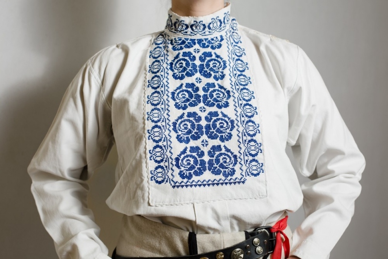 Mužský kroj