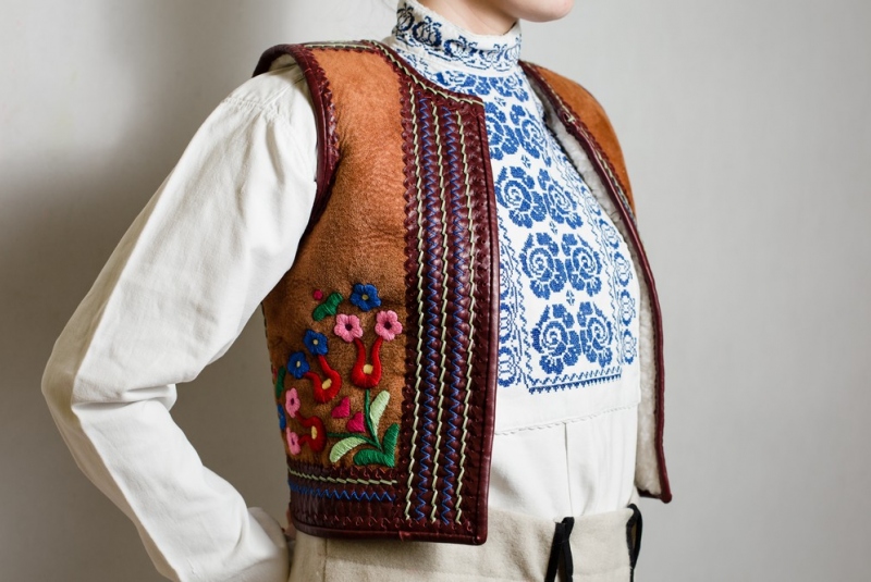 Mužský kroj